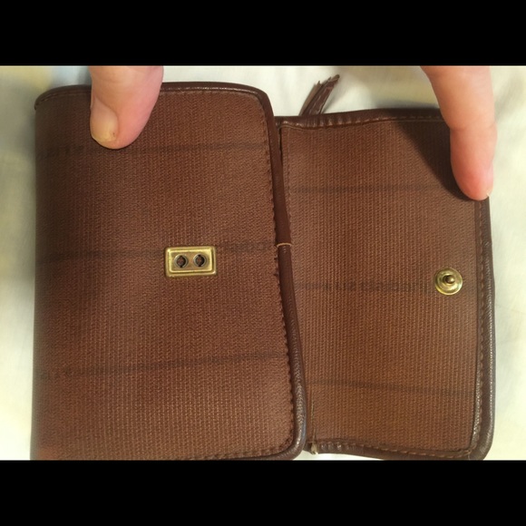 Liz Claiborne Vintage Wallet - Picture 7 of 7